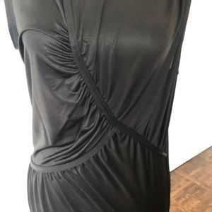 NWOT- Black fitted asymmetrically sleeveless $15